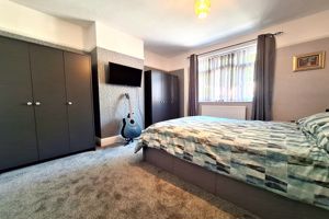 Bedroom - click for photo gallery